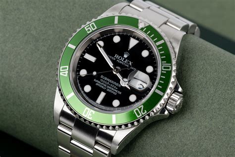 Rolex Submariner Date Kermit 16610LV RRR 40mm Full Set 